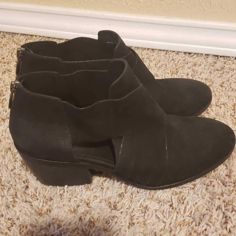 Eileen Fisher used see